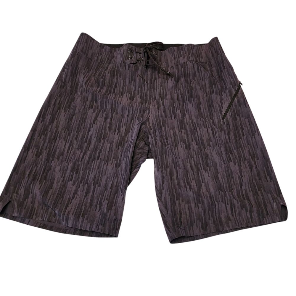 Lululemon Men's Digital Gray Board Shorts Size 34